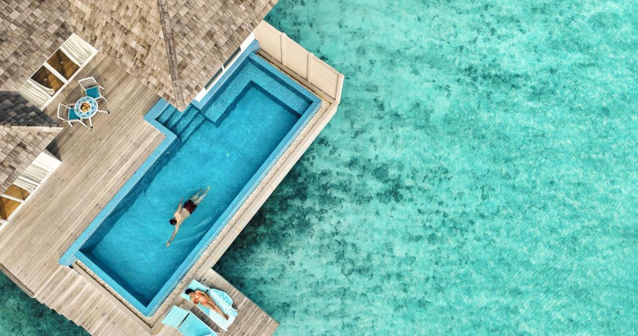 Kandima Maldives - 50 Percent Off On Return Domestic Flight Transfers On Stays 4 Nights Or More Between 01 Apr & 10 Oct 2025 Kudahuvadhoo Esterno foto Aerial view of a pool at a resort in Maldives