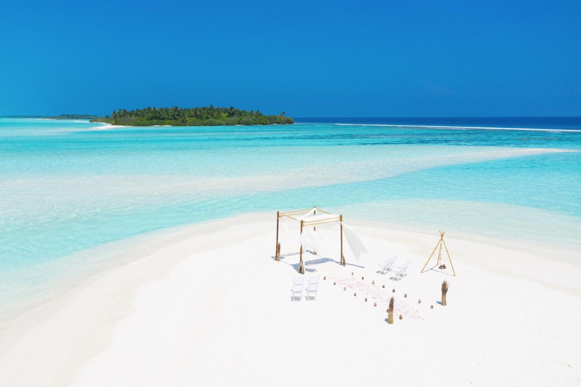 Kandima Maldives - 50 Percent Off On Return Domestic Flight Transfers On Stays 4 Nights Or More Between 01 Apr & 10 Oct 2025 Kudahuvadhoo Esterno foto A beach in Maldives