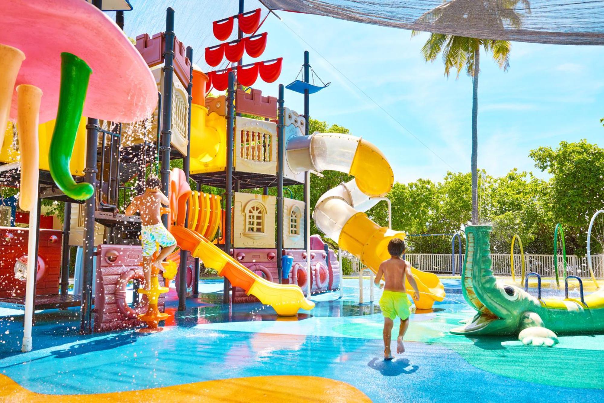 Kandima Maldives - 50 Percent Off On Return Domestic Flight Transfers On Stays 4 Nights Or More Between 01 Apr & 10 Oct 2025 Kudahuvadhoo Esterno foto Water park