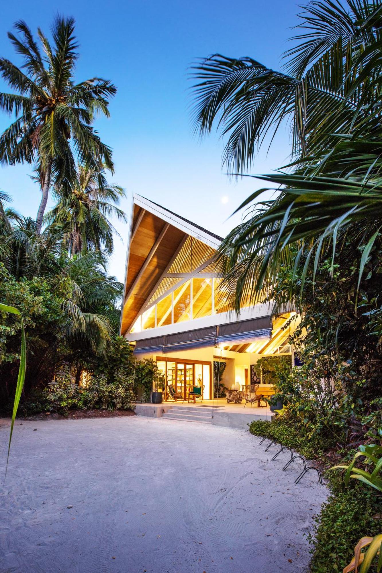 Kandima Maldives - 50 Percent Off On Return Domestic Flight Transfers On Stays 4 Nights Or More Between 01 Apr & 10 Oct 2025 Kudahuvadhoo Esterno foto The resort's main lobby