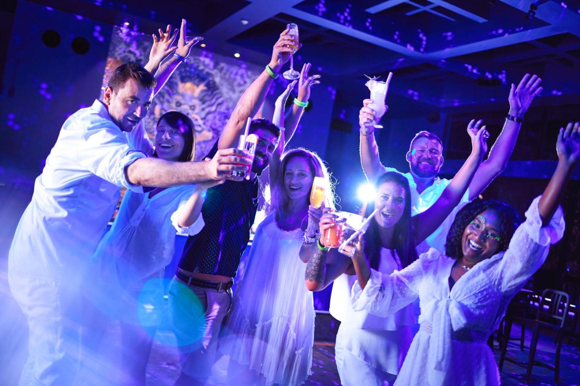 Kandima Maldives - 50 Percent Off On Return Domestic Flight Transfers On Stays 4 Nights Or More Between 01 Apr & 10 Oct 2025 Kudahuvadhoo Esterno foto The nightclub