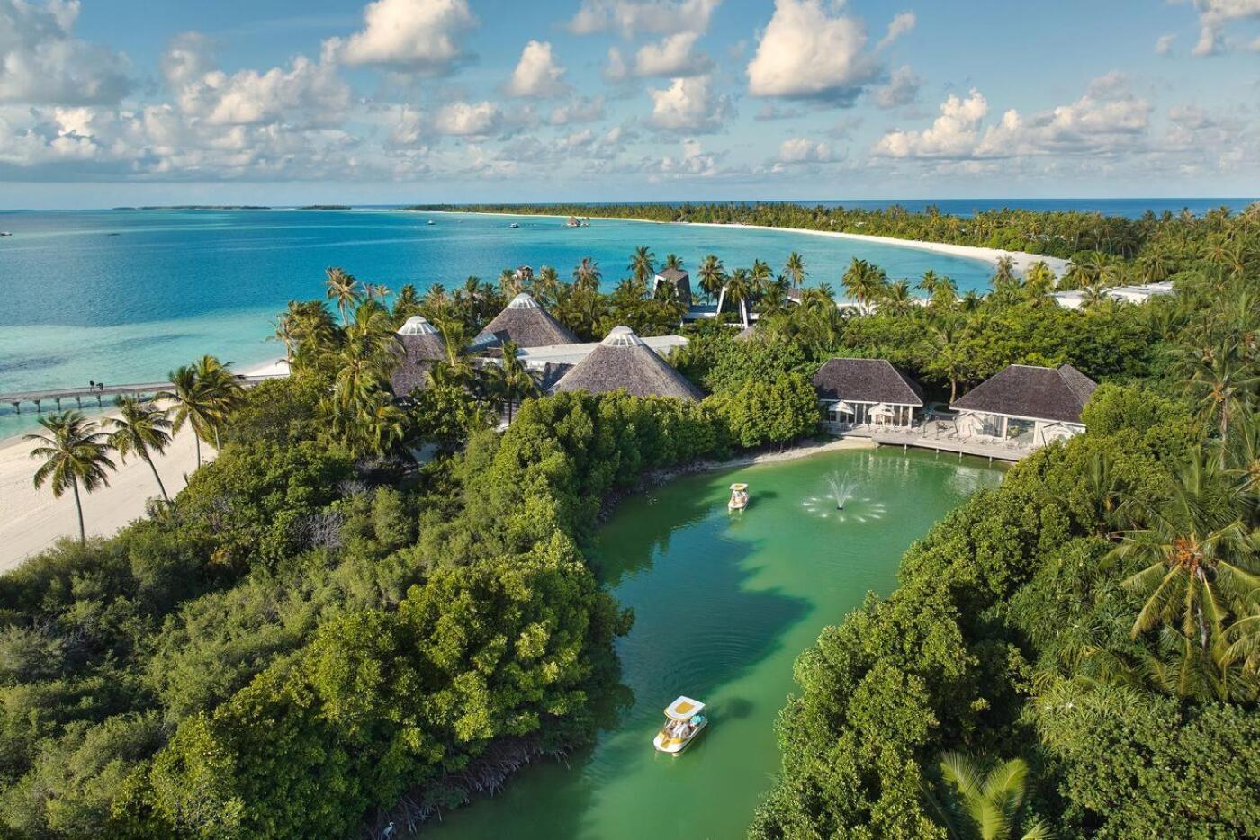 Kandima Maldives - 50 Percent Off On Return Domestic Flight Transfers On Stays 4 Nights Or More Between 01 Apr & 10 Oct 2025 Kudahuvadhoo Esterno foto The island of Angsana Velavaru