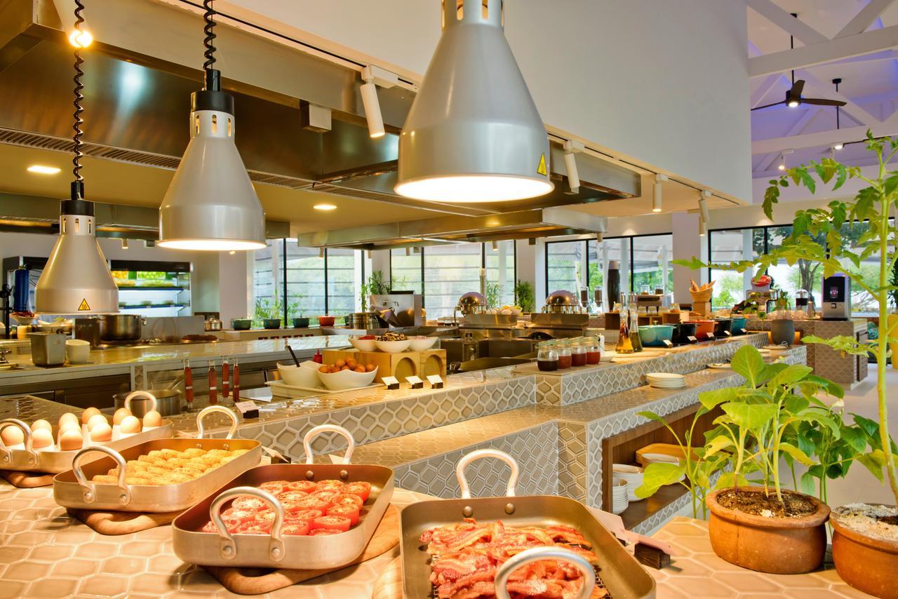 Kandima Maldives - 50 Percent Off On Return Domestic Flight Transfers On Stays 4 Nights Or More Between 01 Apr & 10 Oct 2025 Kudahuvadhoo Esterno foto The buffet at the hotel