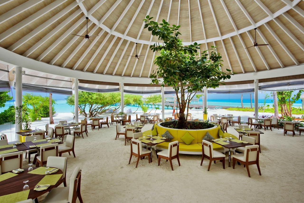 Kandima Maldives - 50 Percent Off On Return Domestic Flight Transfers On Stays 4 Nights Or More Between 01 Apr & 10 Oct 2025 Kudahuvadhoo Esterno foto The restaurant at the resort